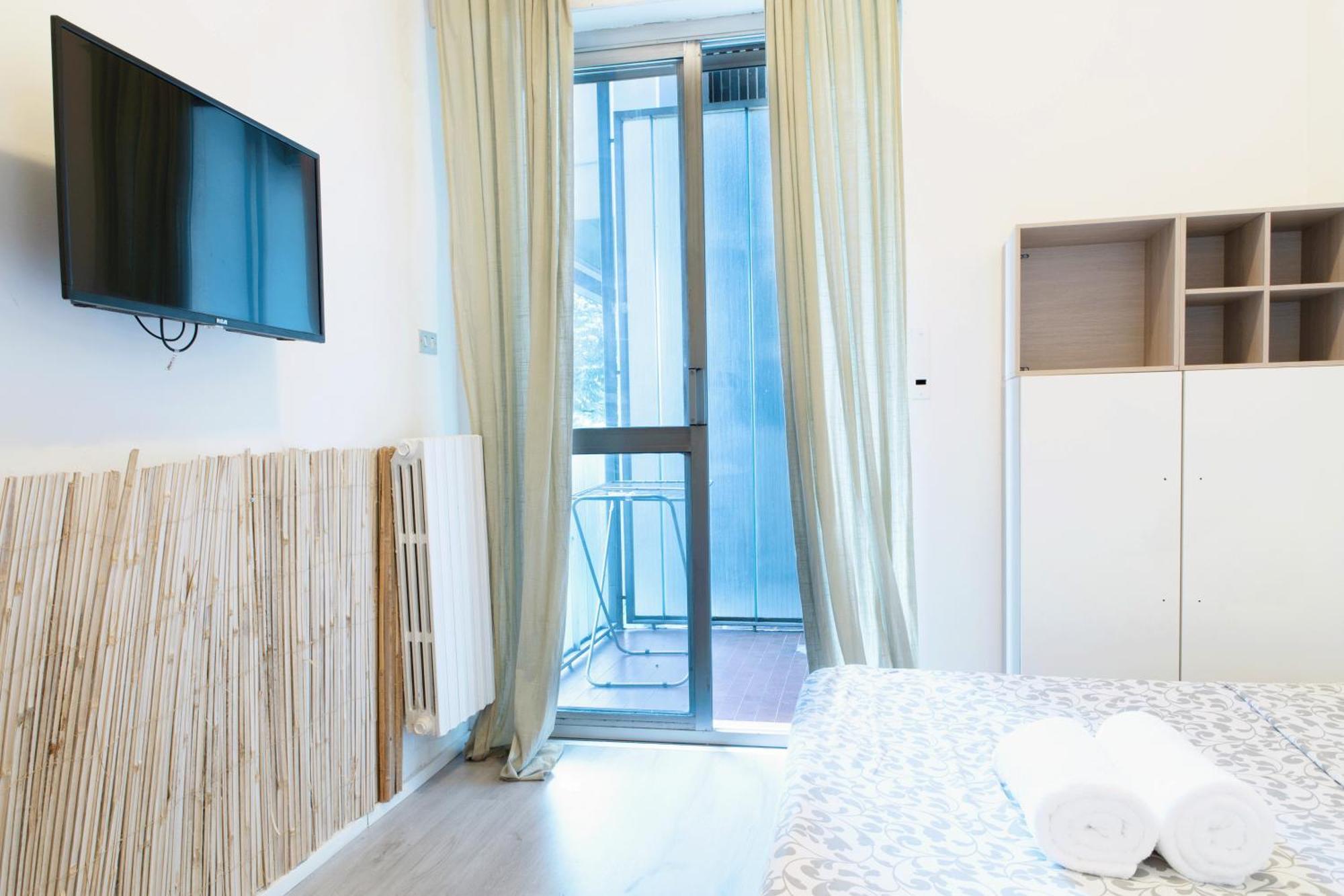 Toma Apartment Trilocale Moderno Per Max 6 Persone Milão Exterior foto