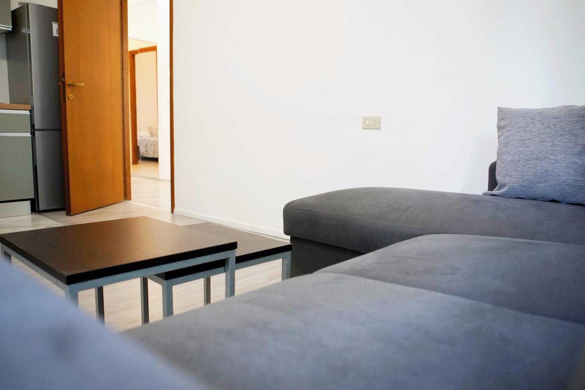 Toma Apartment Trilocale Moderno Per Max 6 Persone Milão Exterior foto